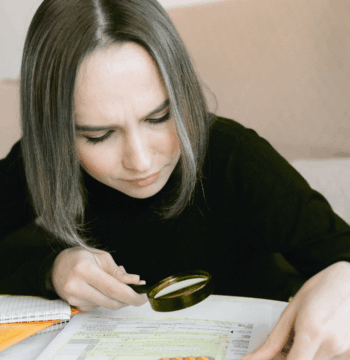 An image of an entrepreneur in Burlington Ontariio who is going through CRA's Assessment of her small business.