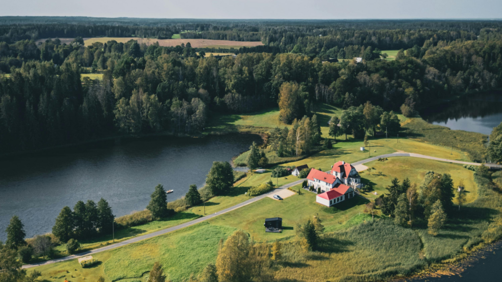 An image of an estate in Halton region that recently met with their estate planning team